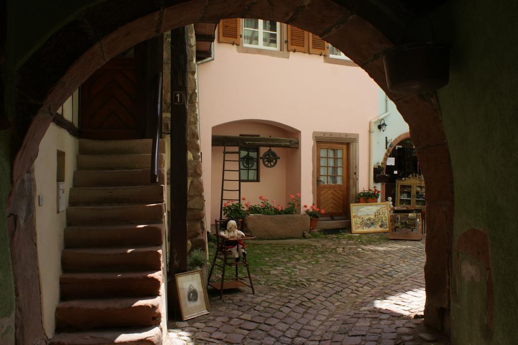 Location "Charme" Apartment Riquewihr Bilik gambar