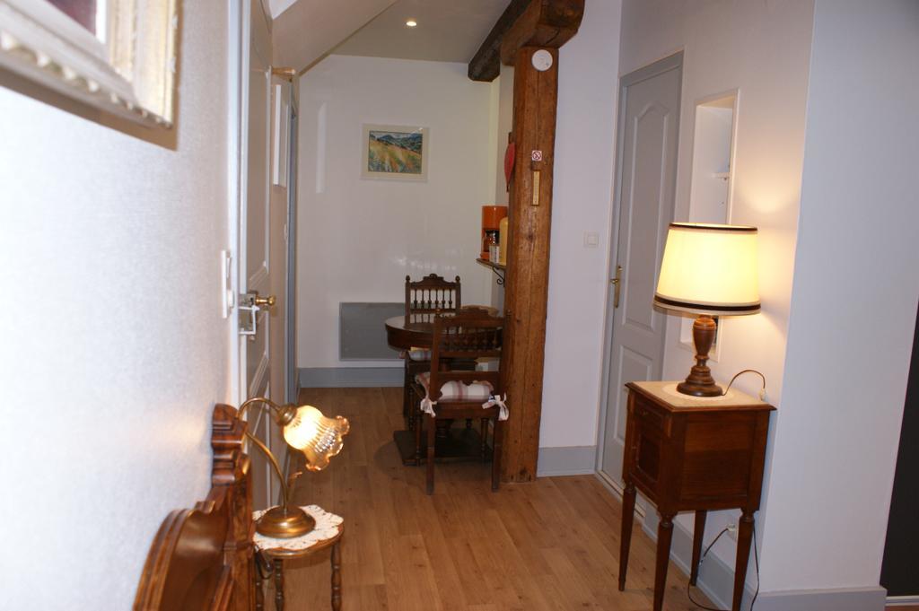 Location "Charme" Apartment Riquewihr Bilik gambar